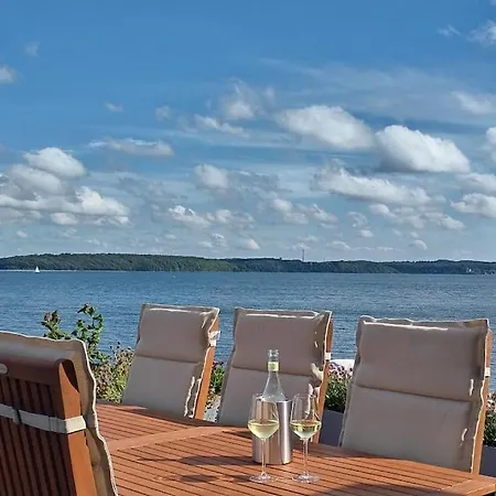 Ingas Solhjem I Sonderhav