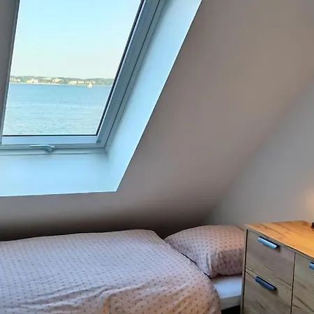 Ingas Solhjem I Sonderhav Крусо